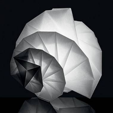 Настольная лампа Artemide 1692010A (MENDORI) IN-EI ISSEY MIYAKE